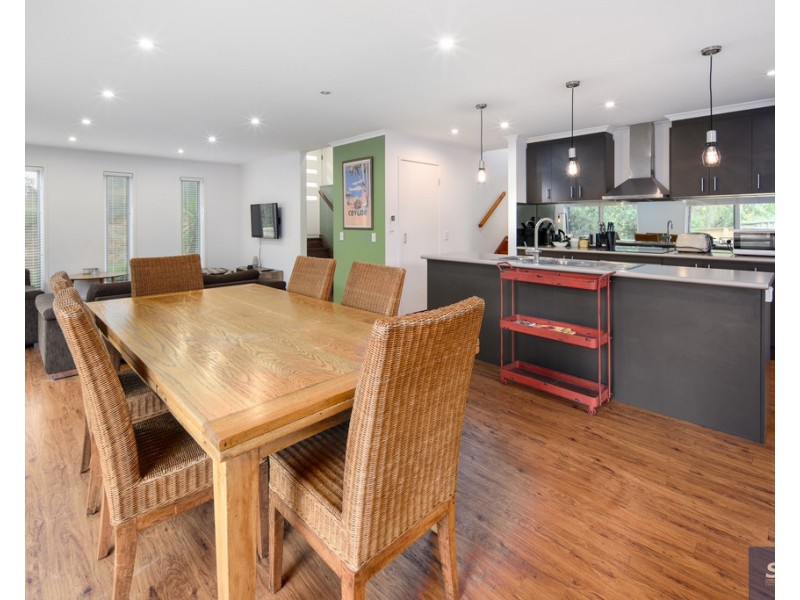 5 Tecoma Avenue, Sandy Point VIC 3959