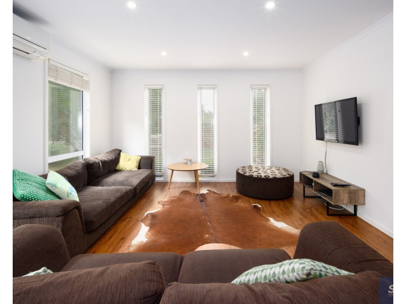 5 Tecoma Avenue, Sandy Point VIC 3959