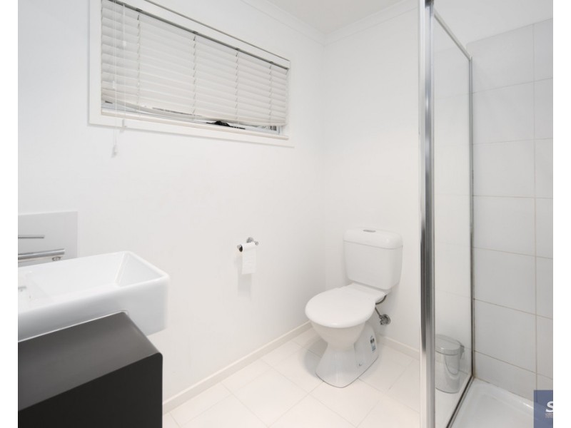 5 Tecoma Avenue, Sandy Point VIC 3959