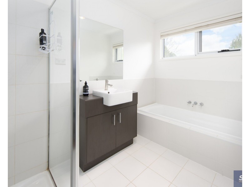 5 Tecoma Avenue, Sandy Point VIC 3959