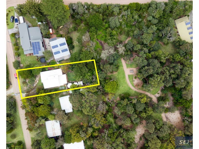 5 Tecoma Avenue, Sandy Point VIC 3959