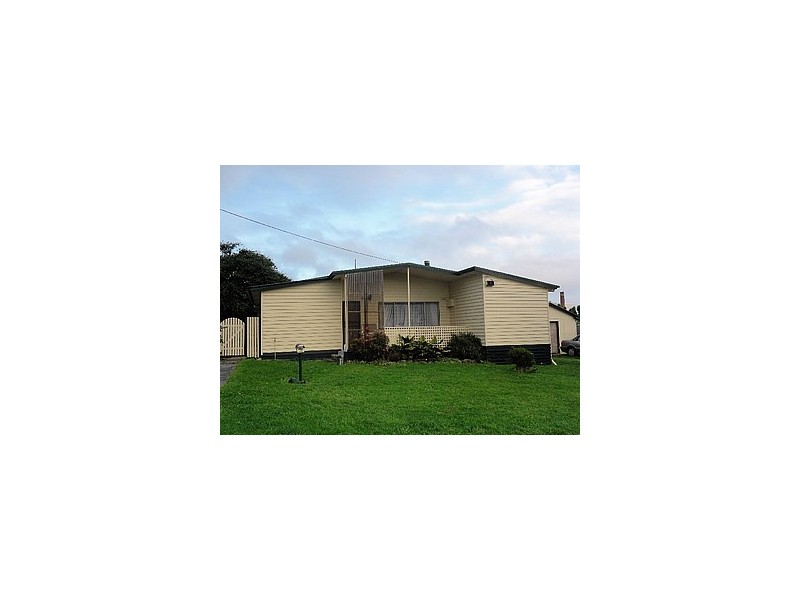 25 Dutton Street, Toora VIC 3962