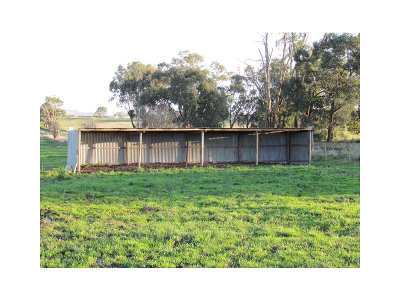 1 Araluen, Yarragon VIC 3823