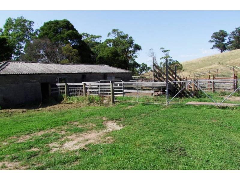 25 Algers Rd, Outtrim VIC 3951