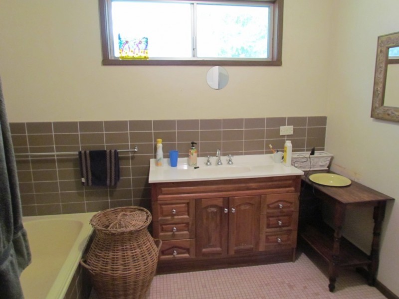 3225 Willow Grove Road, Fumina South VIC 3825