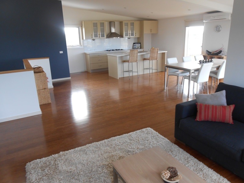 32 Spring St, Port Albert VIC 3971