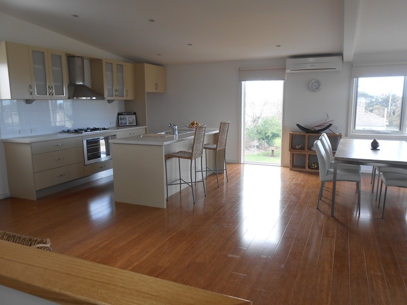 32 Spring St, Port Albert VIC 3971