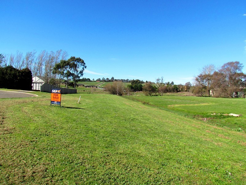 9 Web Court, Warragul VIC 3820