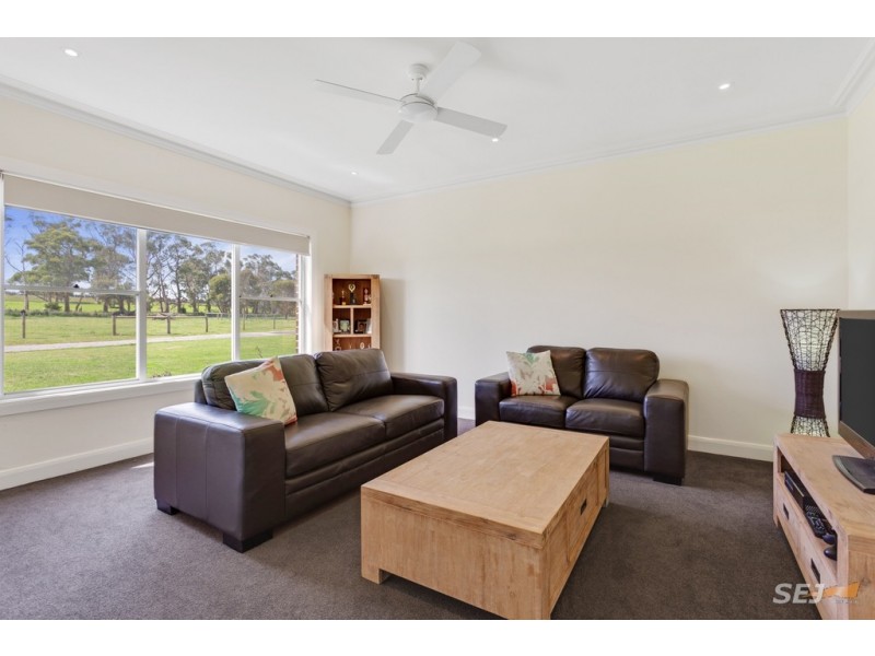 425 Drouin – Korumburra Rd, Drouin South VIC 3818