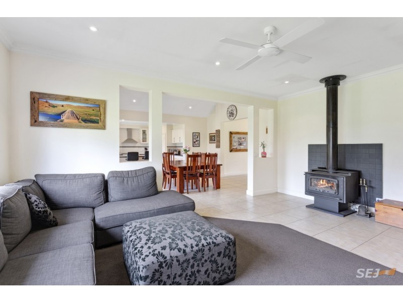 425 Drouin – Korumburra Rd, Drouin South VIC 3818