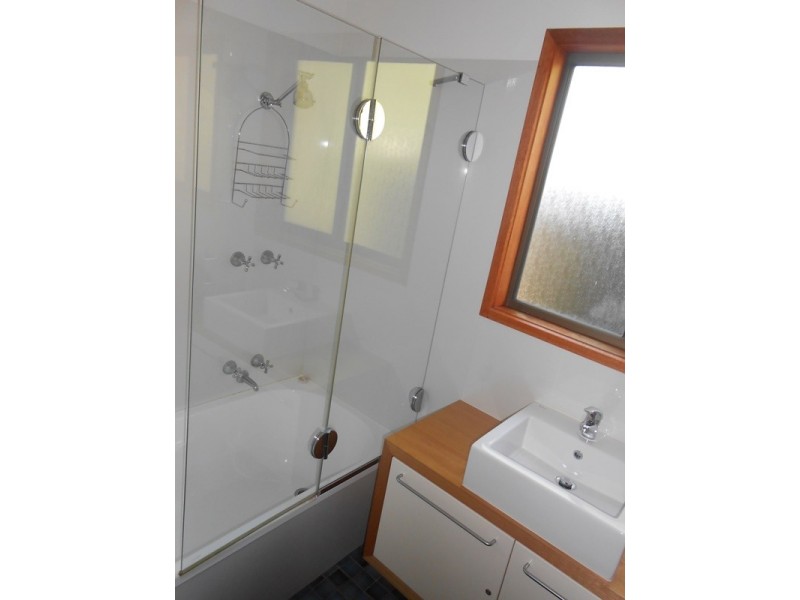 18 HARBOUR VIEW, Sandy Point VIC 3959