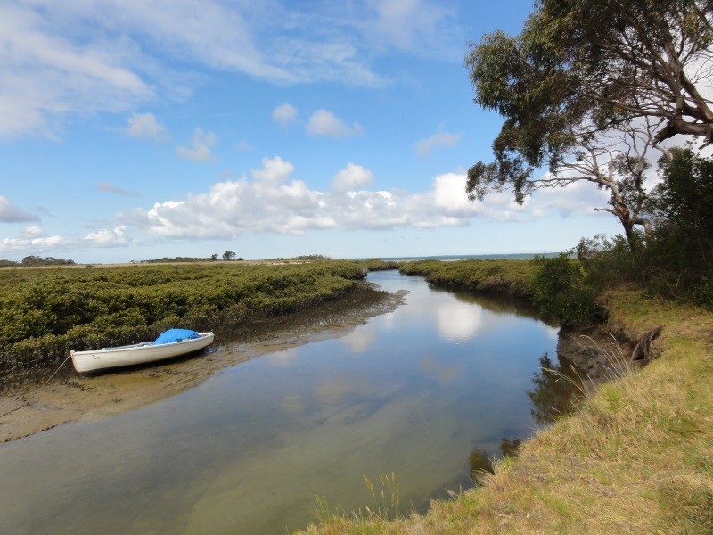 32 Robertson St, Port Welshpool VIC 3965