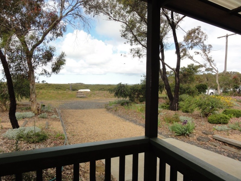 32 Robertson St, Port Welshpool VIC 3965