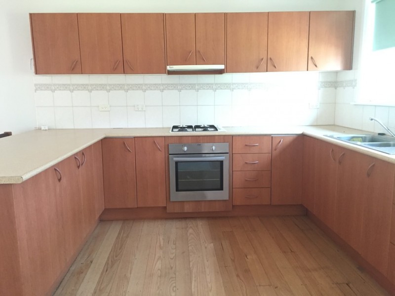 Foster VIC 3960