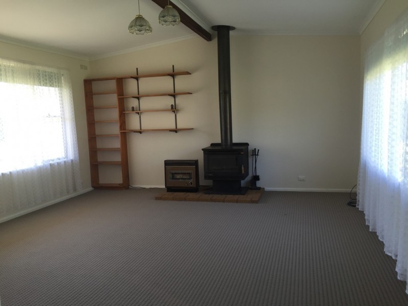 Foster VIC 3960