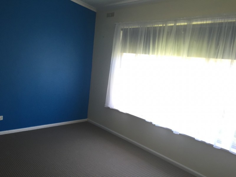 Foster VIC 3960