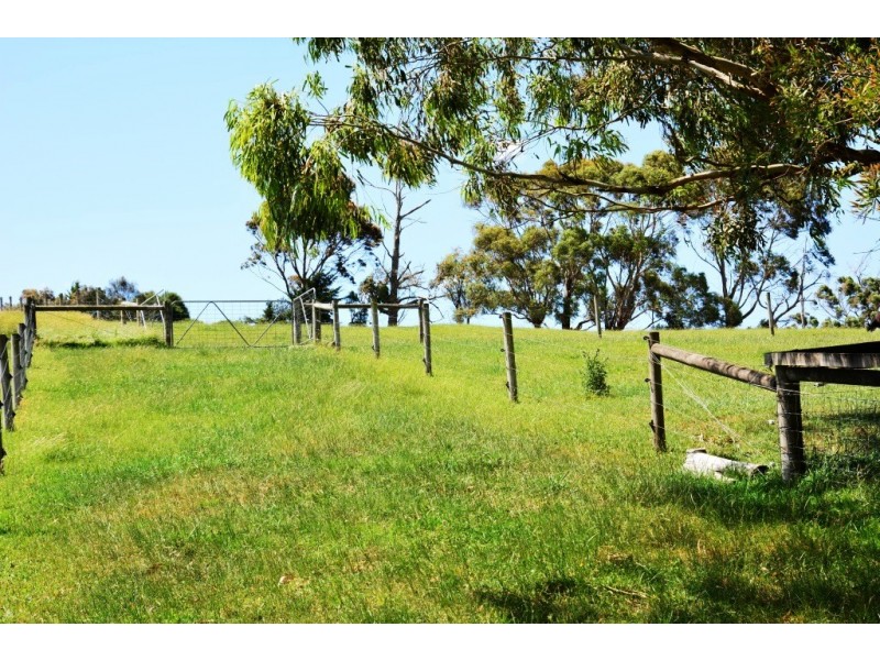 825 Nerrena Rd, Nerrena VIC 3953