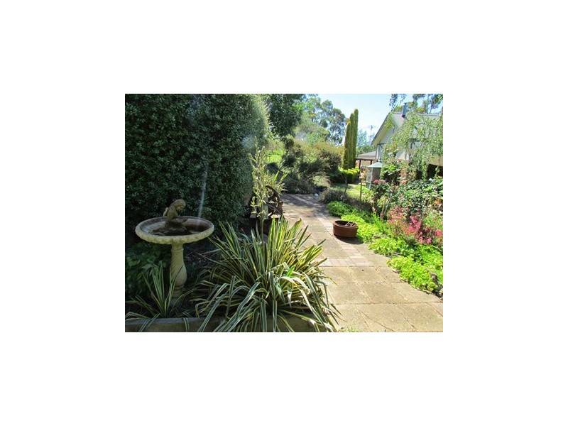 6 Dwyerstead Street, Buln Buln VIC 3821