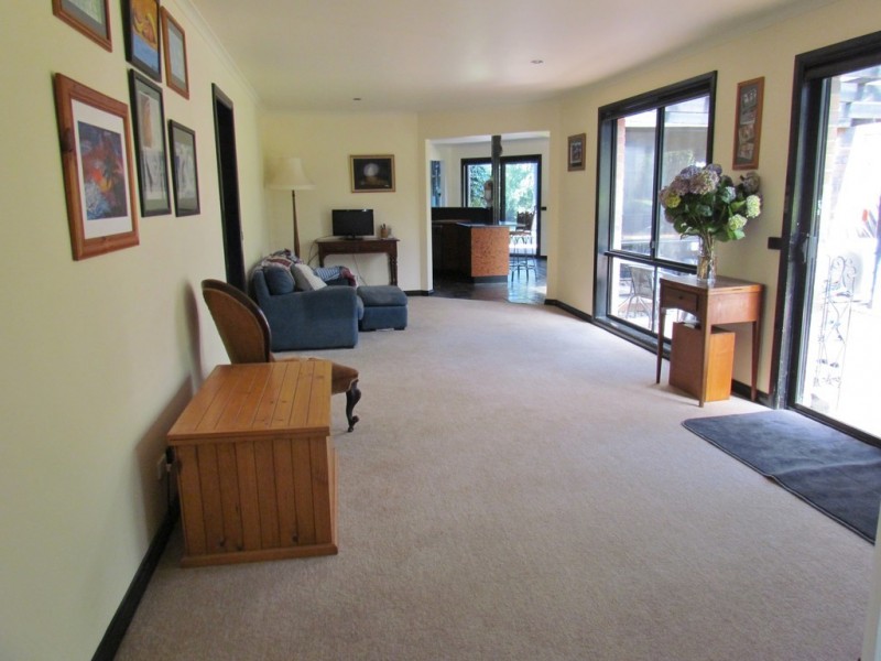 6 Dwyerstead Street, Buln Buln VIC 3821