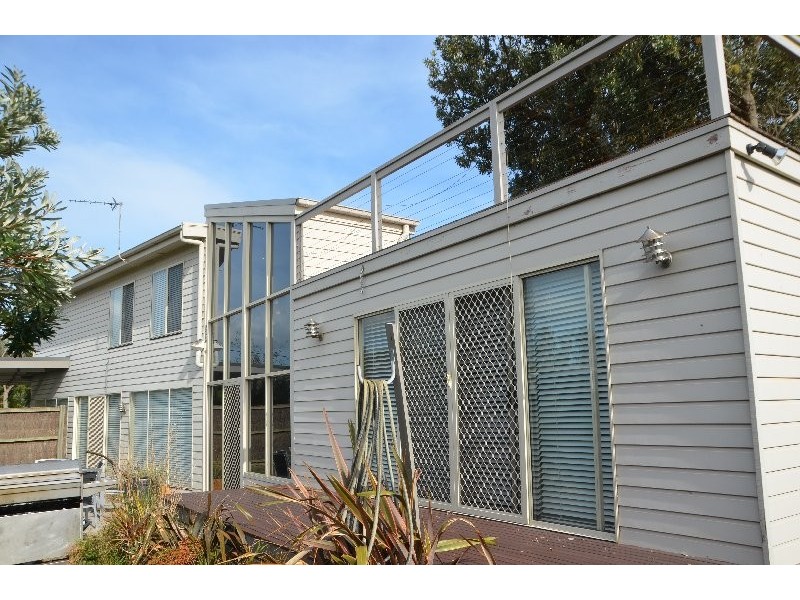 14 Wattle Court, Sandy Point VIC 3959
