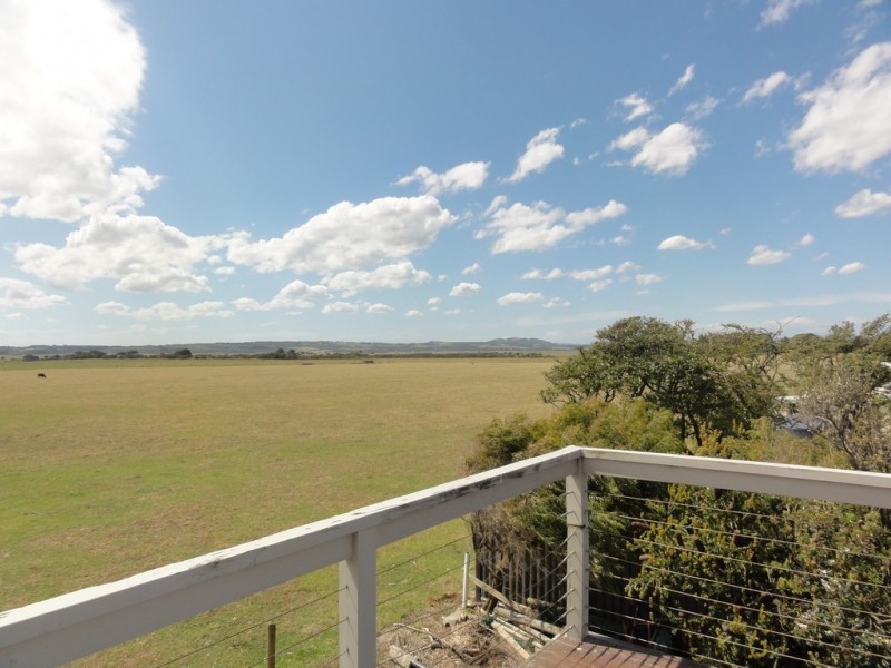 14 Wattle Court, Sandy Point VIC 3959