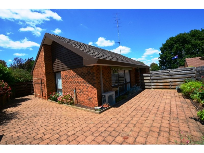 2/91 McCartin St, Leongatha VIC 3953