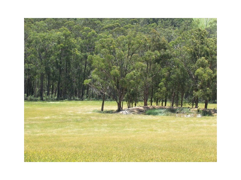 7C Russell Creek Road, Hill End VIC 3825