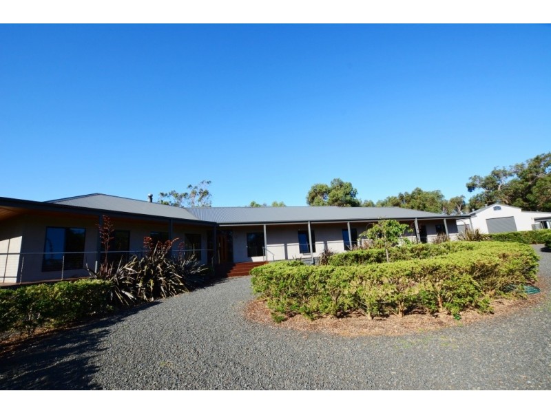 1 Cooper Lane, Inverloch VIC 3996