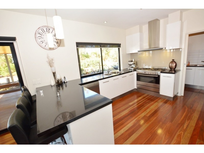 1 Cooper Lane, Inverloch VIC 3996