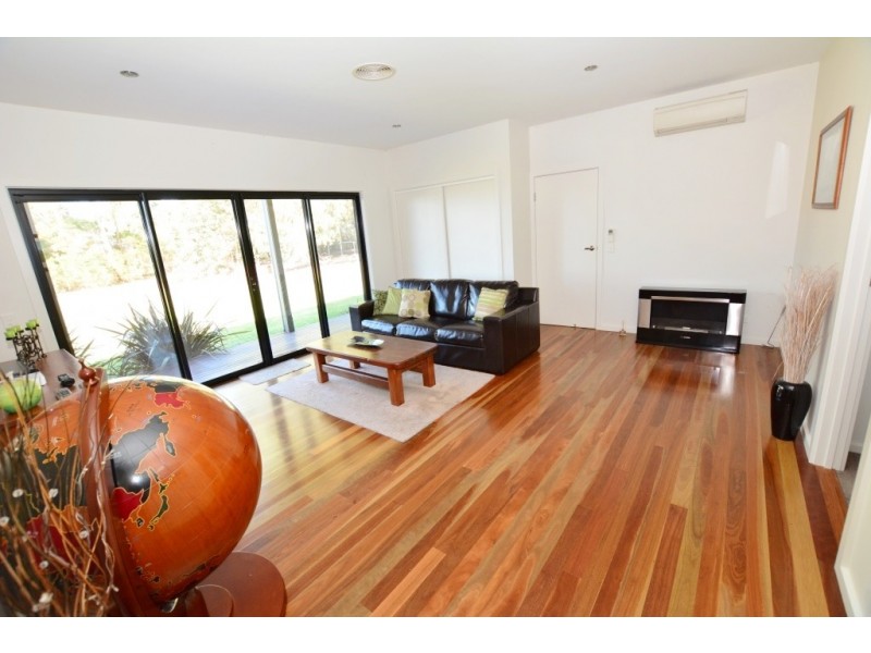 1 Cooper Lane, Inverloch VIC 3996