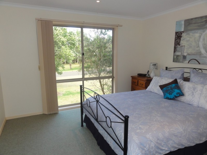 57 Ash Ave, Sandy Point VIC 3959