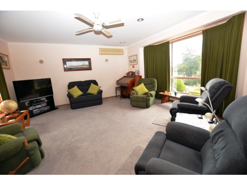 28 Callaway Crescent, Leongatha VIC 3953