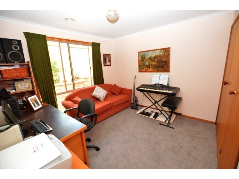 28 Callaway Crescent, Leongatha VIC 3953