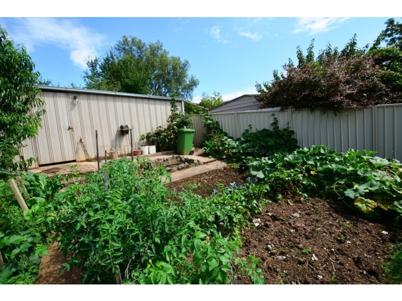 28 Callaway Crescent, Leongatha VIC 3953