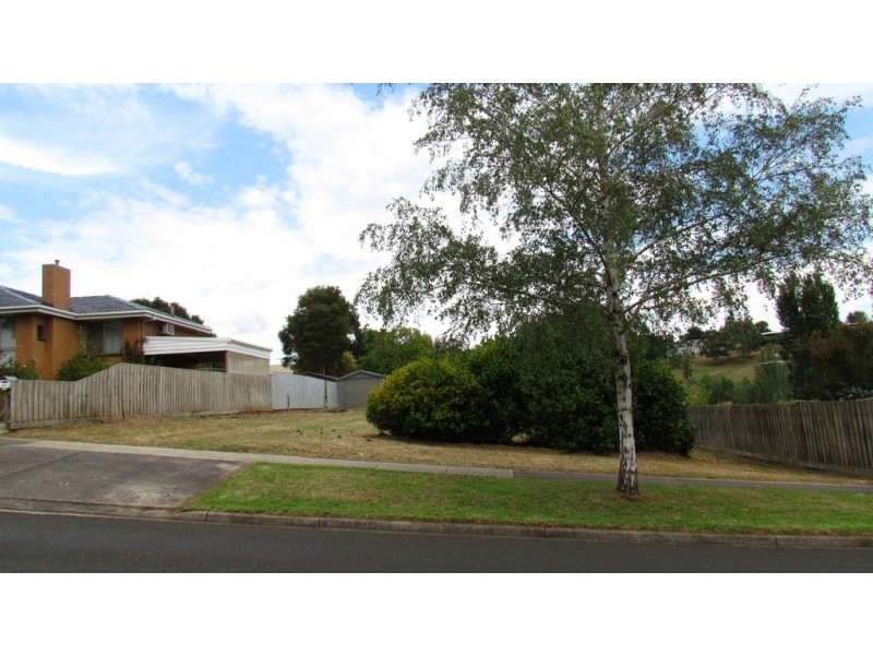 31 Hopetoun Road, Drouin VIC 3818