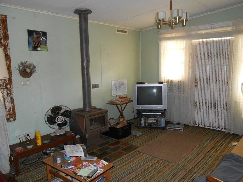 6 Sunshine Rise, Sandy Point VIC 3959