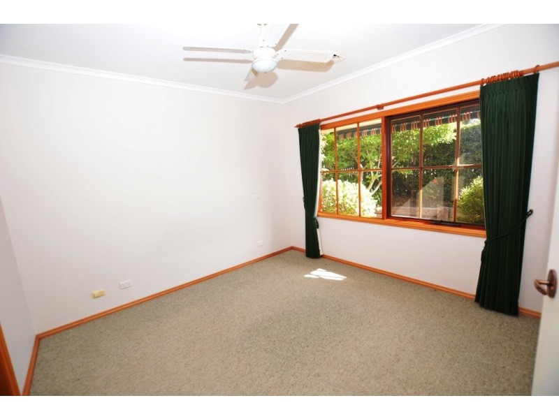 1/24 Turner, Leongatha VIC 3953