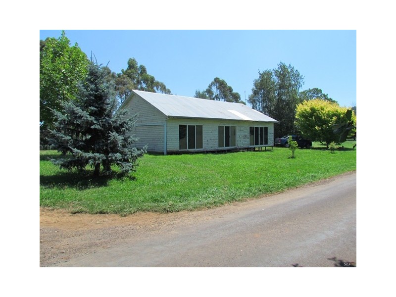 70 Browns Road, Moondarra VIC 3825