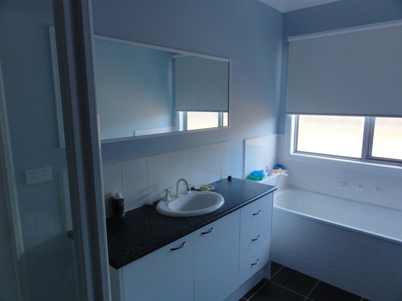 45 Railway Ave, Welshpool VIC 3966