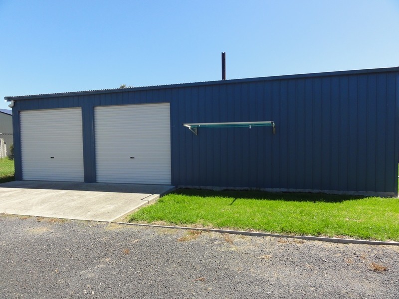 45 Railway Ave, Welshpool VIC 3966