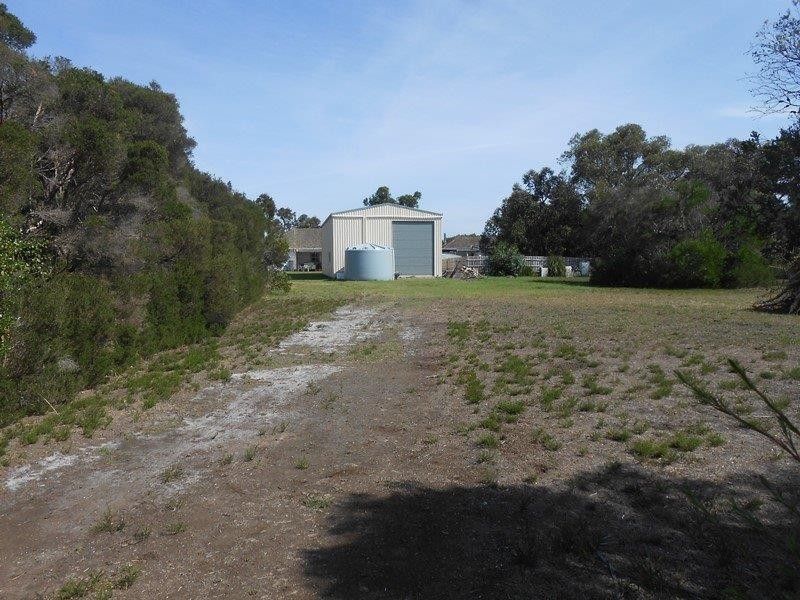 43 Ross St, Port Welshpool VIC 3965