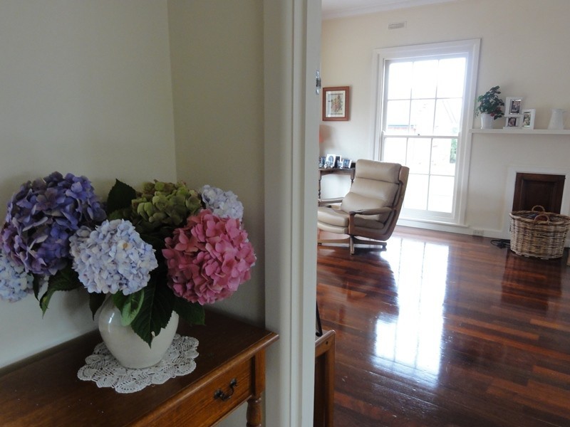 225 Bartons Road, Buffalo VIC 3958