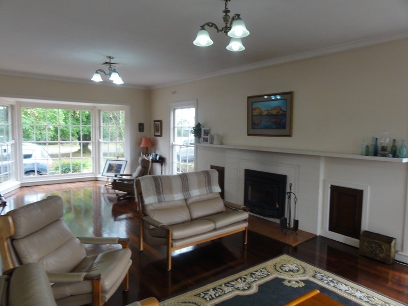 225 Bartons Road, Buffalo VIC 3958