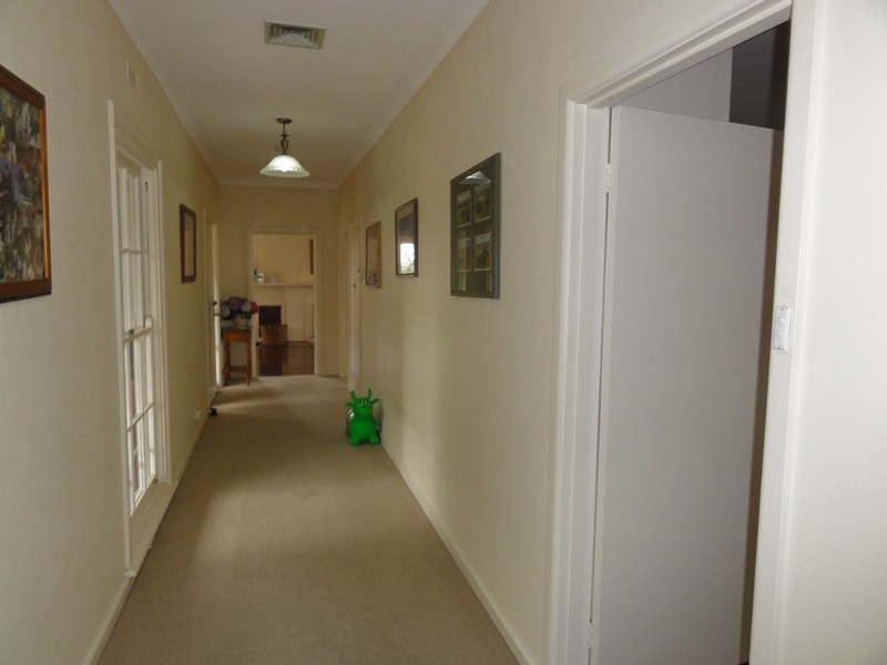 225 Bartons Road, Buffalo VIC 3958