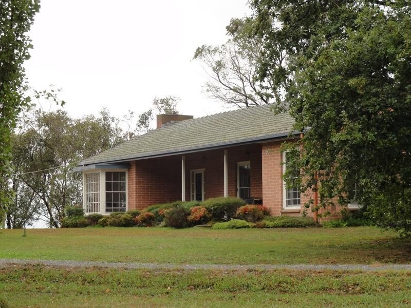 225 Bartons Road, Buffalo VIC 3958