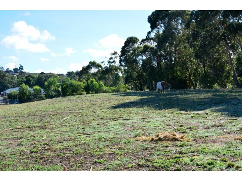 15 Millharo Court, Leongatha VIC 3953