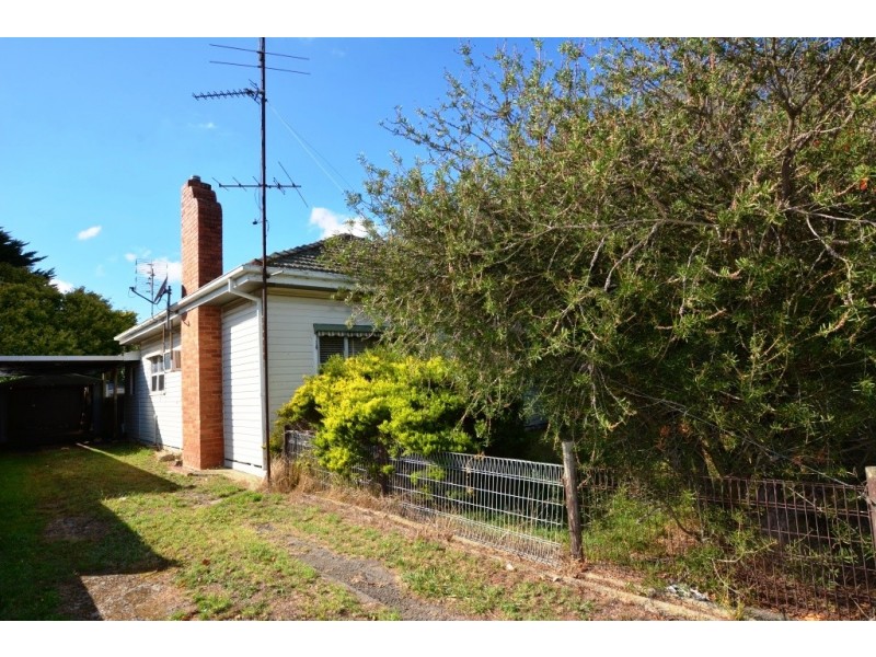 7 Brumley Street, Leongatha VIC 3953