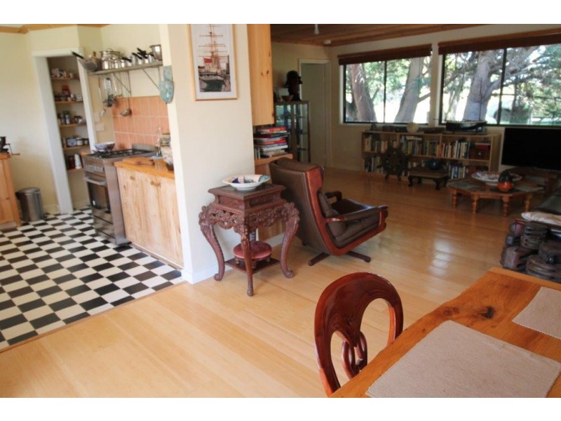 69 Old Waratah Road, Fish Creek VIC 3959