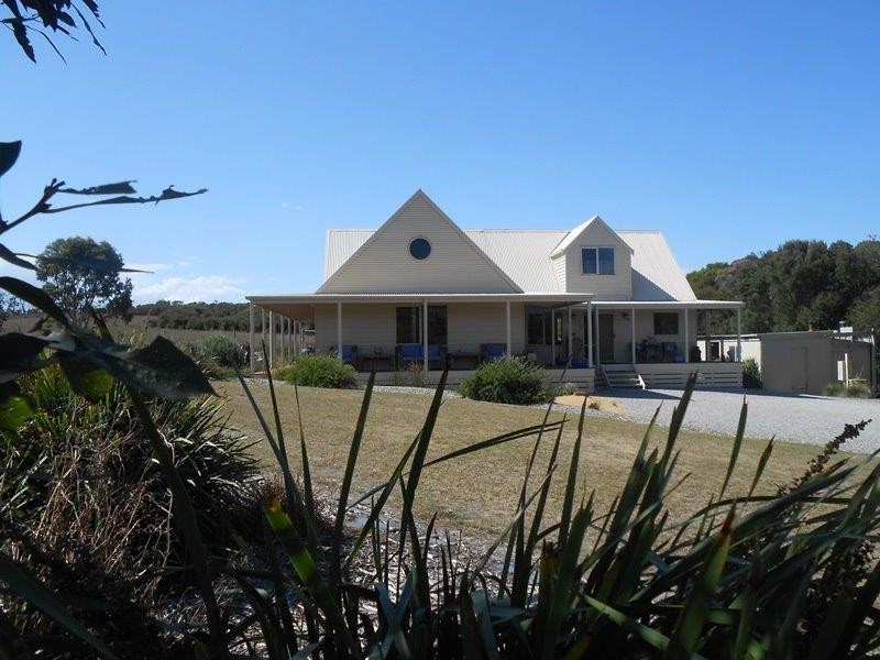 205 Eastaways Road, Fish Creek VIC 3959