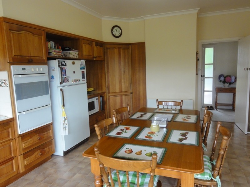225 Bartons Road, Buffalo VIC 3958